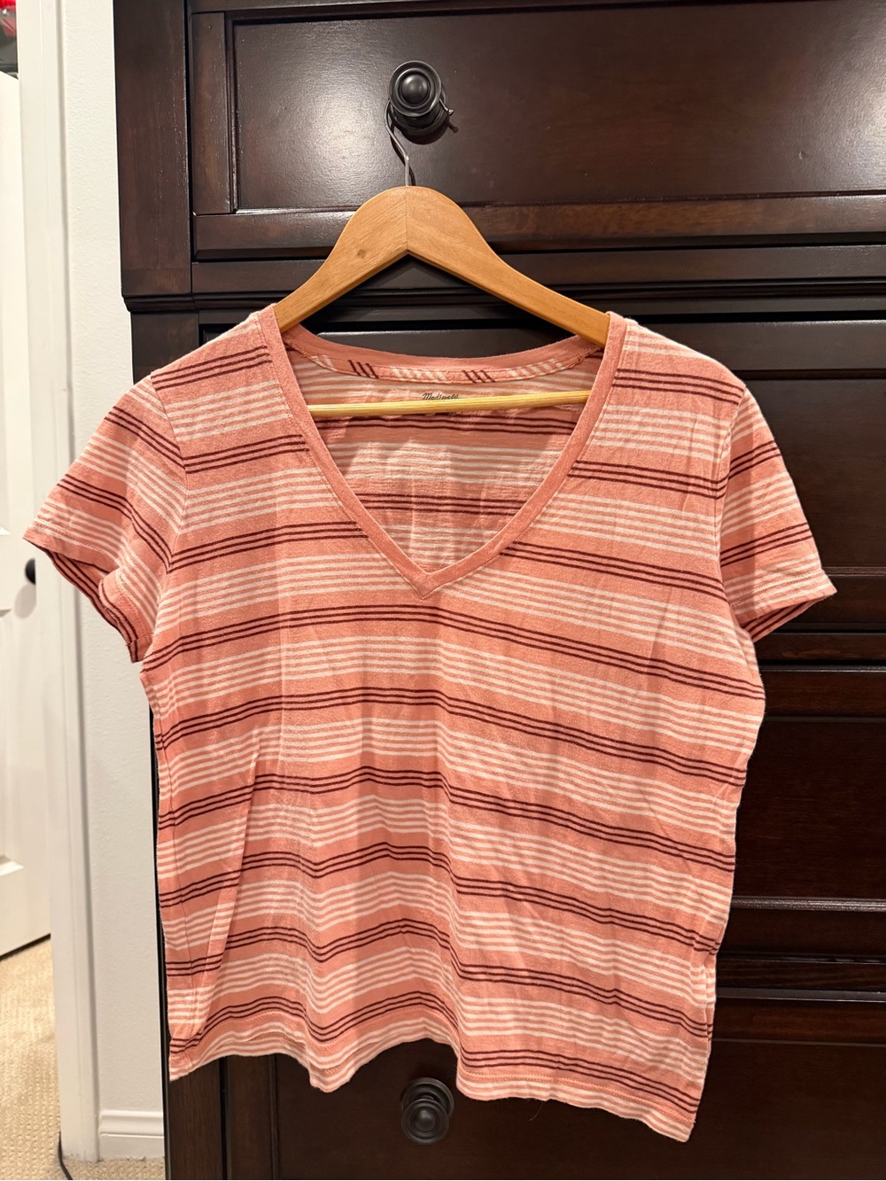 Madewell Coral and Rust Striped V-Neck Short Sleeve Tee 100% Cotton